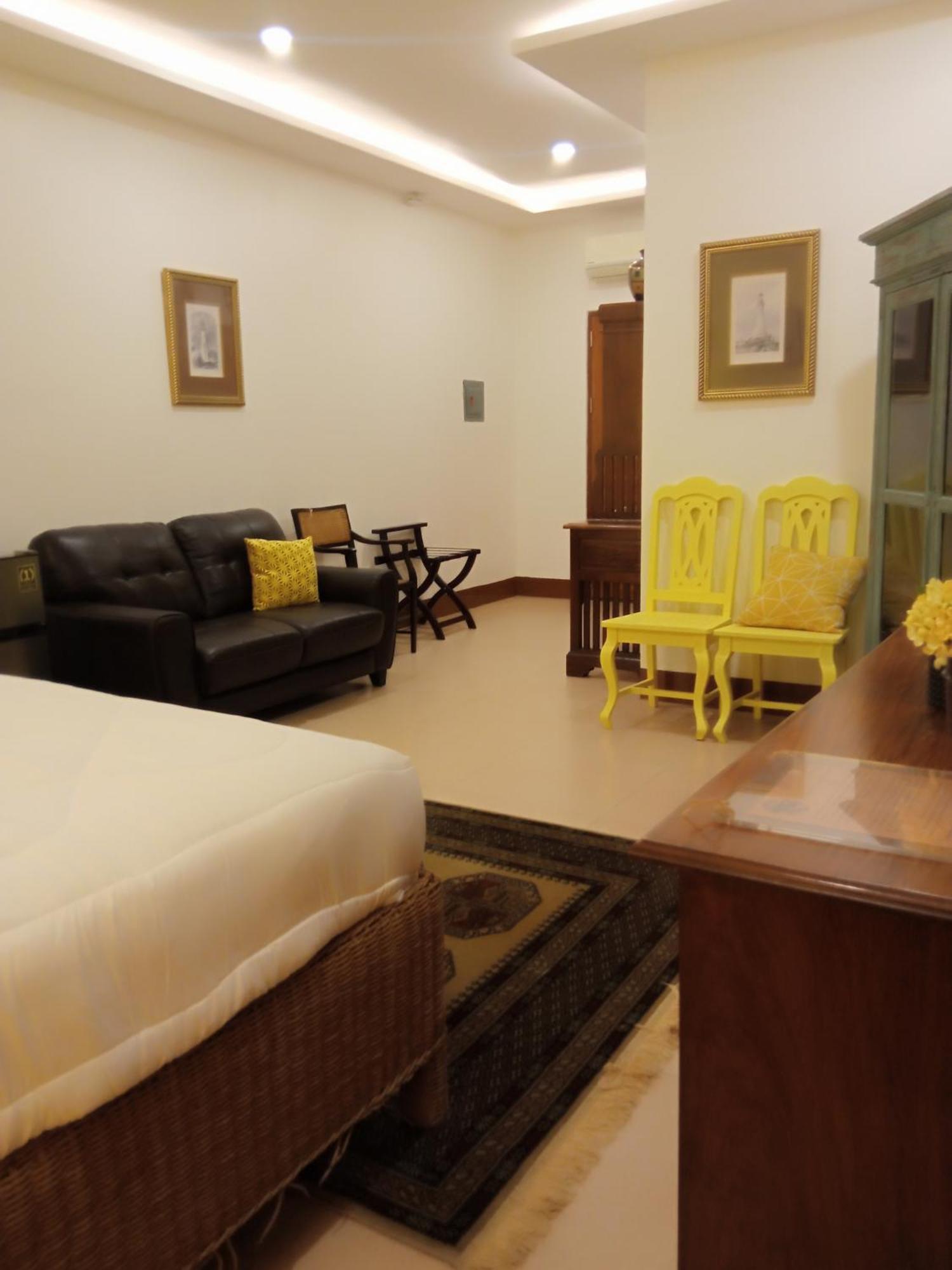 Residencia Orlina Hotel Dumaguete City Exterior photo